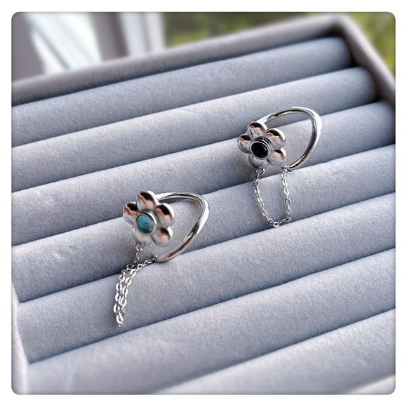 ✨NEW LAUNCH✨ S925 stamped silver Flower style with colored stone adjustable ring - Picture 5 of 7